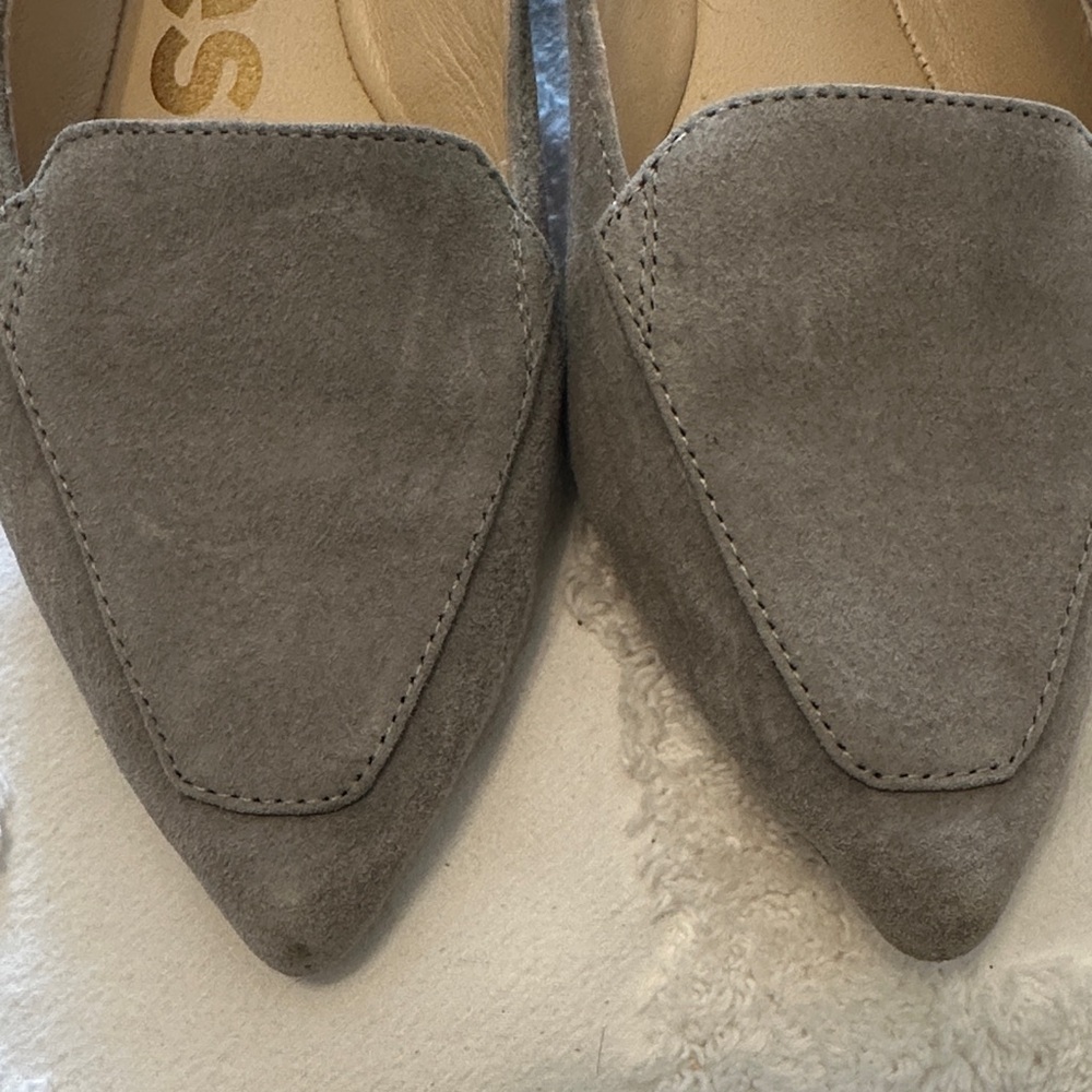Hush Puppies Women's Suede Gray Flats - Picture 2 of 6